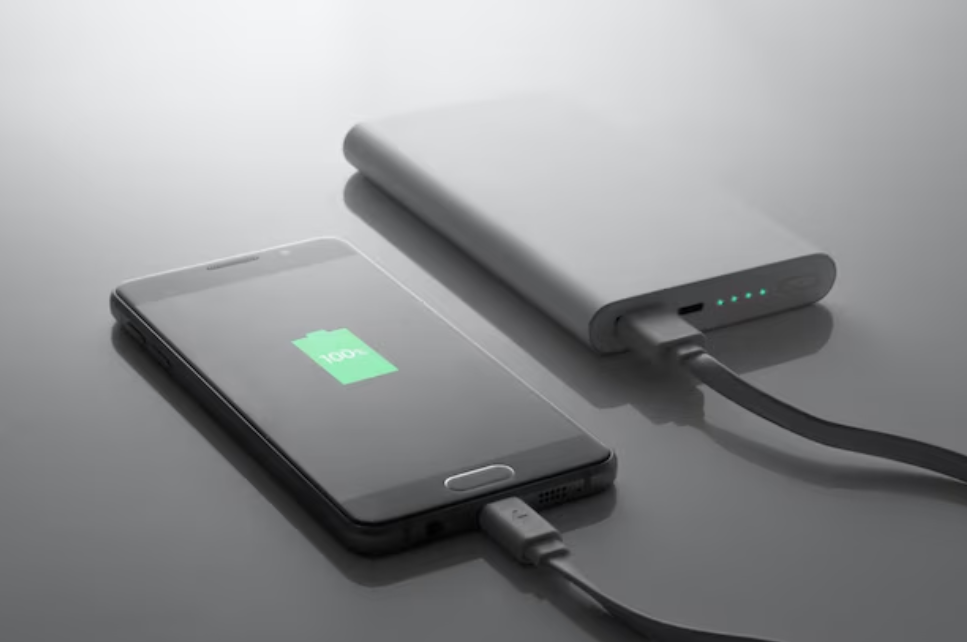 باور بانك الشحن السريع: الفرق بين PD و QC وأيهم أفضل