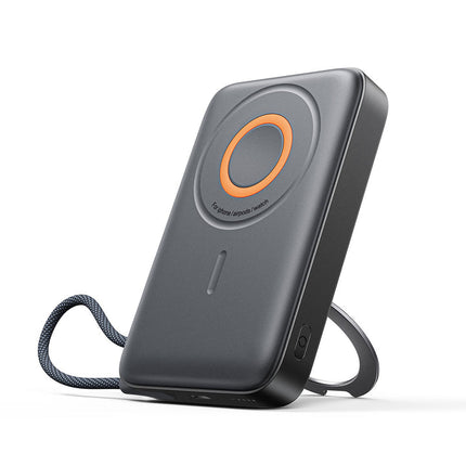 بنك طاقة (باور بانك) جوي رووم (Joyroom) مغناطيسي 3 في 1 موديل JR-PBM02 - سعة 10000 مللي أمبير - شحن سريع 22.5 واط - كابلات مدمجة - ستاند قابل للطي - شاشة رقمية 