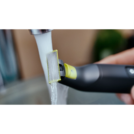 ماكينة حلاقة وتشذيب فيليبس ون بليد برو QP6542/10 للوجه والجسم