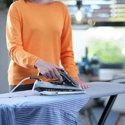 Braun 2800W Steam Iron with EloxalPlus Soleplate