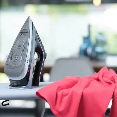 Braun 2800W Steam Iron with EloxalPlus Soleplate