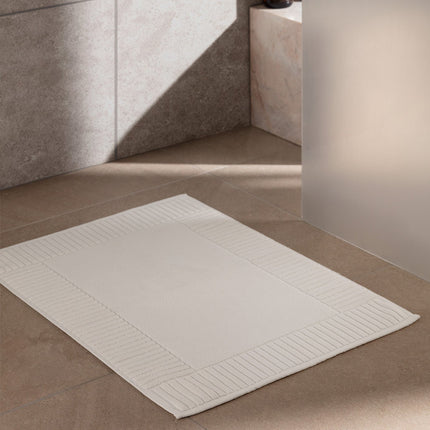 Piano Armure White Foot Towel - Hotel Collection