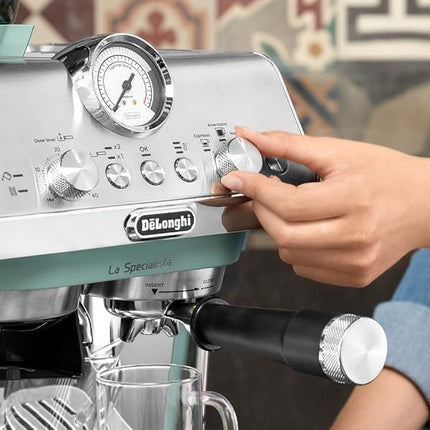 10.12.24.0024DelonghiDe'Longhi La Specialista Arte EC9155.GR, Barista Pump Espresso Machine, Bean to Cup Coffee and Cappuccino Maker, 8 Grinding Settings, MyLatte Art Frothing Wand, 1550W, Green