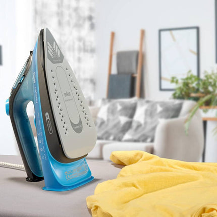 Braun 2400W Ceramic Steam Iron with Auto Shut-Off