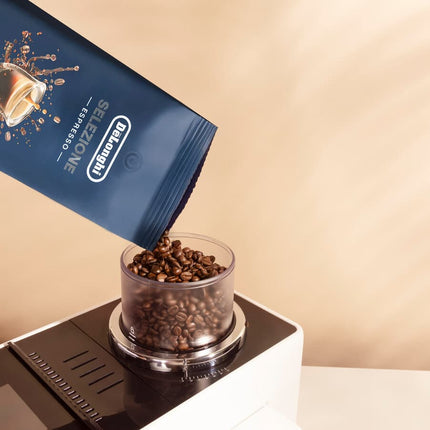 De'Longhi Selezione Espresso Coffee Beans - 1kg - Medium Roast - 70% Arabica & 30% Robusta Blend - Sweet & Fruity Notes with Ginger and Flowers - Model DLSC617