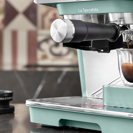 10.12.24.0024DelonghiDe'Longhi La Specialista Arte EC9155.GR, Barista Pump Espresso Machine, Bean to Cup Coffee and Cappuccino Maker, 8 Grinding Settings, MyLatte Art Frothing Wand, 1550W, Green