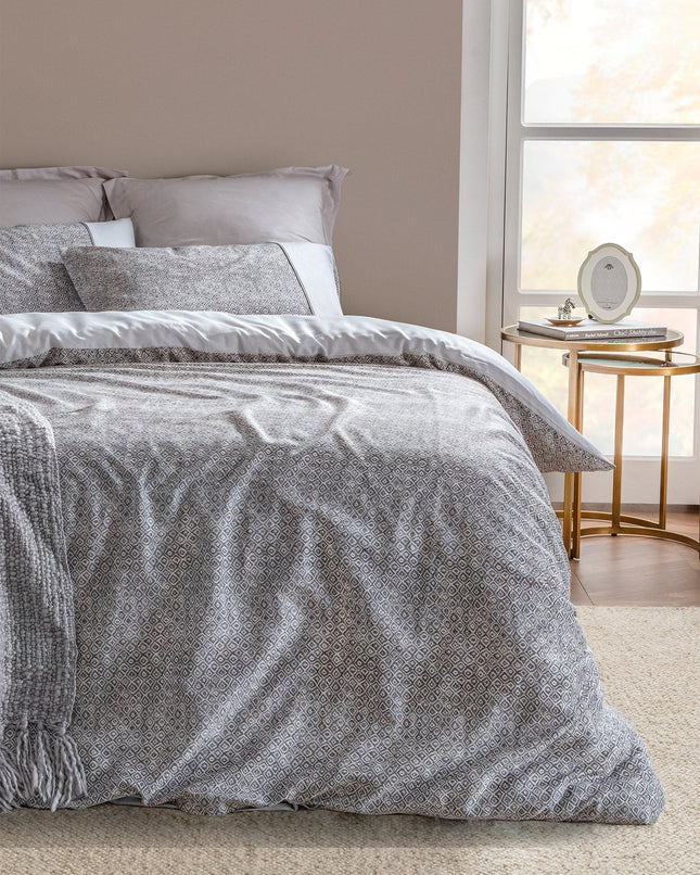 Madame Coco Diane King Size Gray Crep Duvet Cover Set