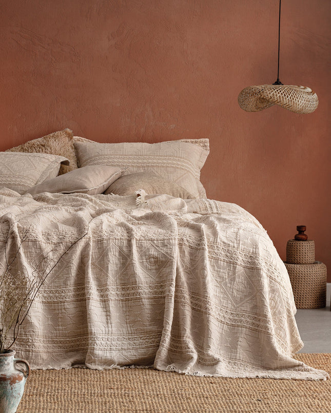 Ethnique Single Bedspread in Beige – Textured Warmth