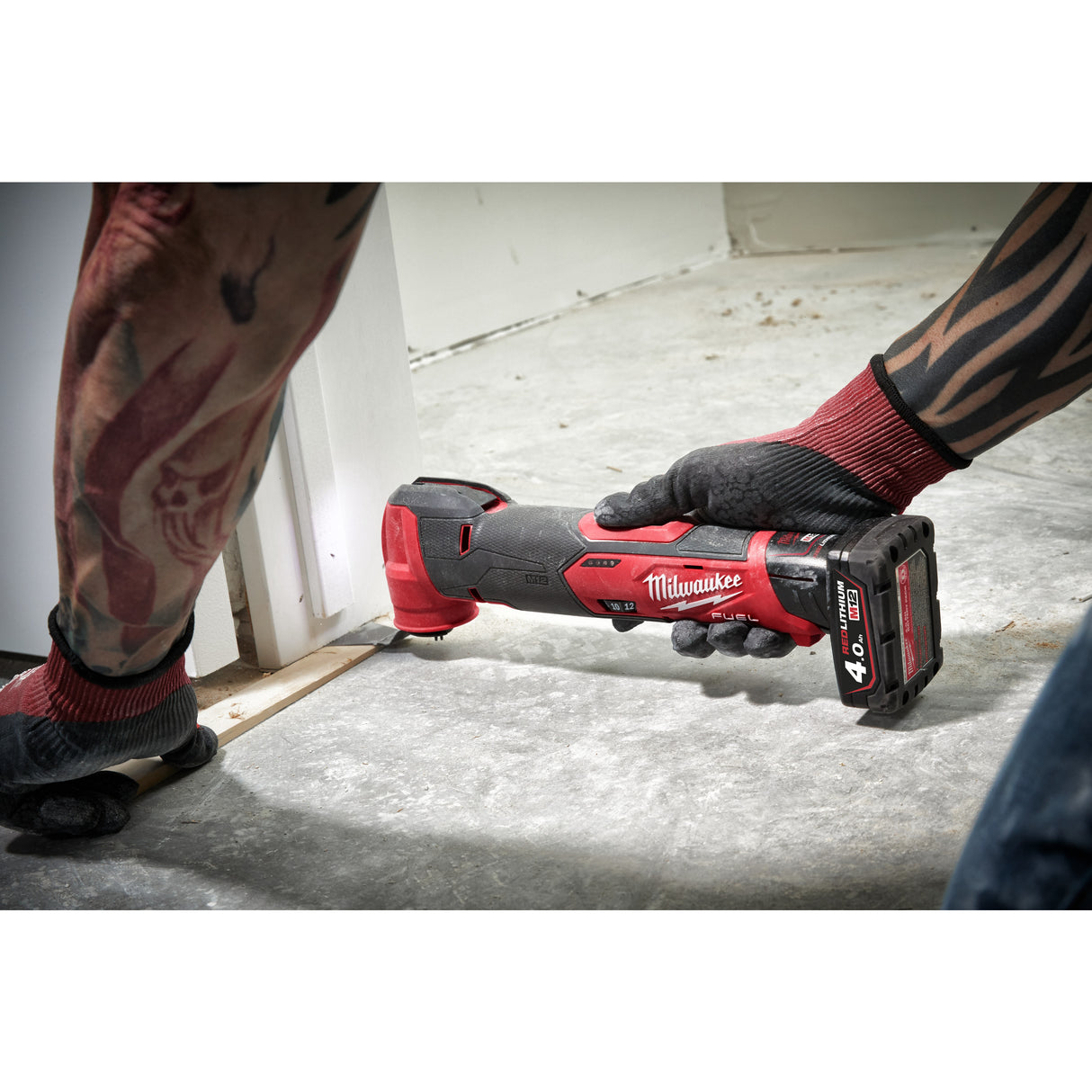 Milwaukee M12™ FUEL™ 12V Multi-Tool Milwaukee M12™ FUEL™ 12V Multi-Tool
