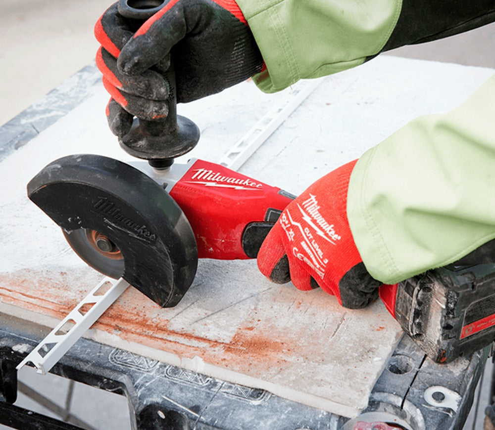 Milwaukee M18™ Brushless 125mm Angle Grinder with Paddle Switch Milwaukee M18™ Brushless 125mm Angle Grinder with Paddle Switch