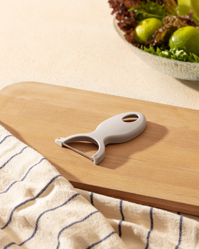 Cardia Slingshot Peeler – Ergonomic Kitchen Tool