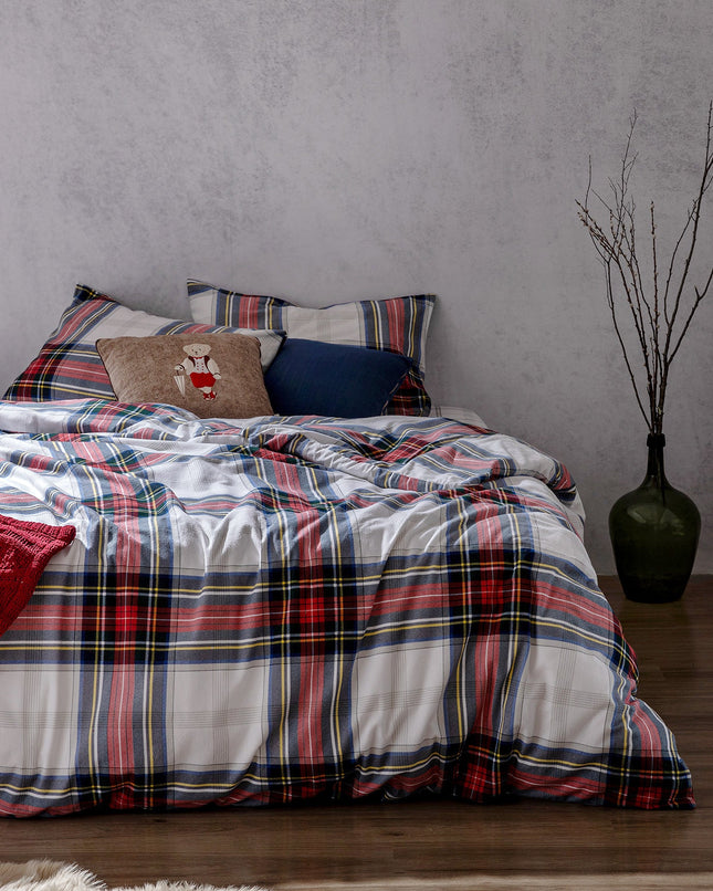 Sault Super King 100% Cotton Flannel Duvet Set White/Red