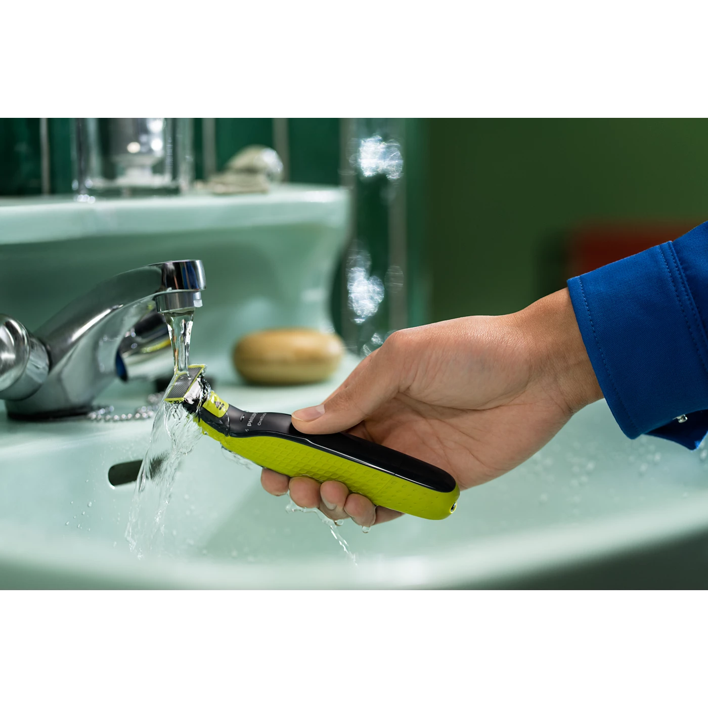 Philips OneBlade Replaceable Blade QP220/51 - Pack of 2 Philips OneBlade Replaceable Blade QP220/51 - Pack of 2