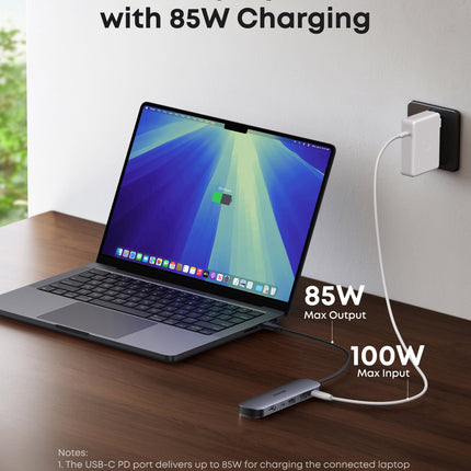 محول أنكر (Anker) فئة 555 المكون من 7 منافذ USB-C (إصدار 7 في 1) - دعم دقة 4K وقارئ بطاقات ذاكرة