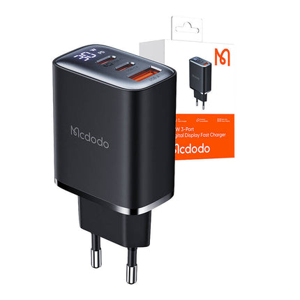 شاحن Mcdodo 30 واط شحن سريع بشاشة رقمية بثلاثة منافذ EU Plug CH-2180