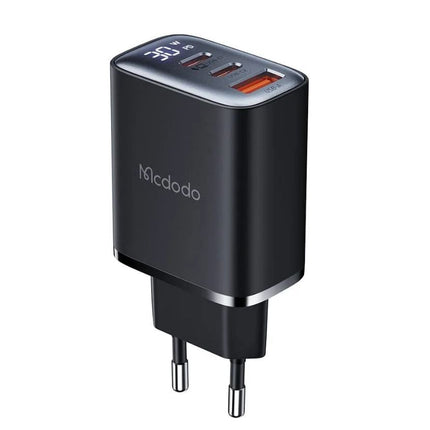 شاحن Mcdodo 30 واط شحن سريع بشاشة رقمية بثلاثة منافذ EU Plug CH-2180