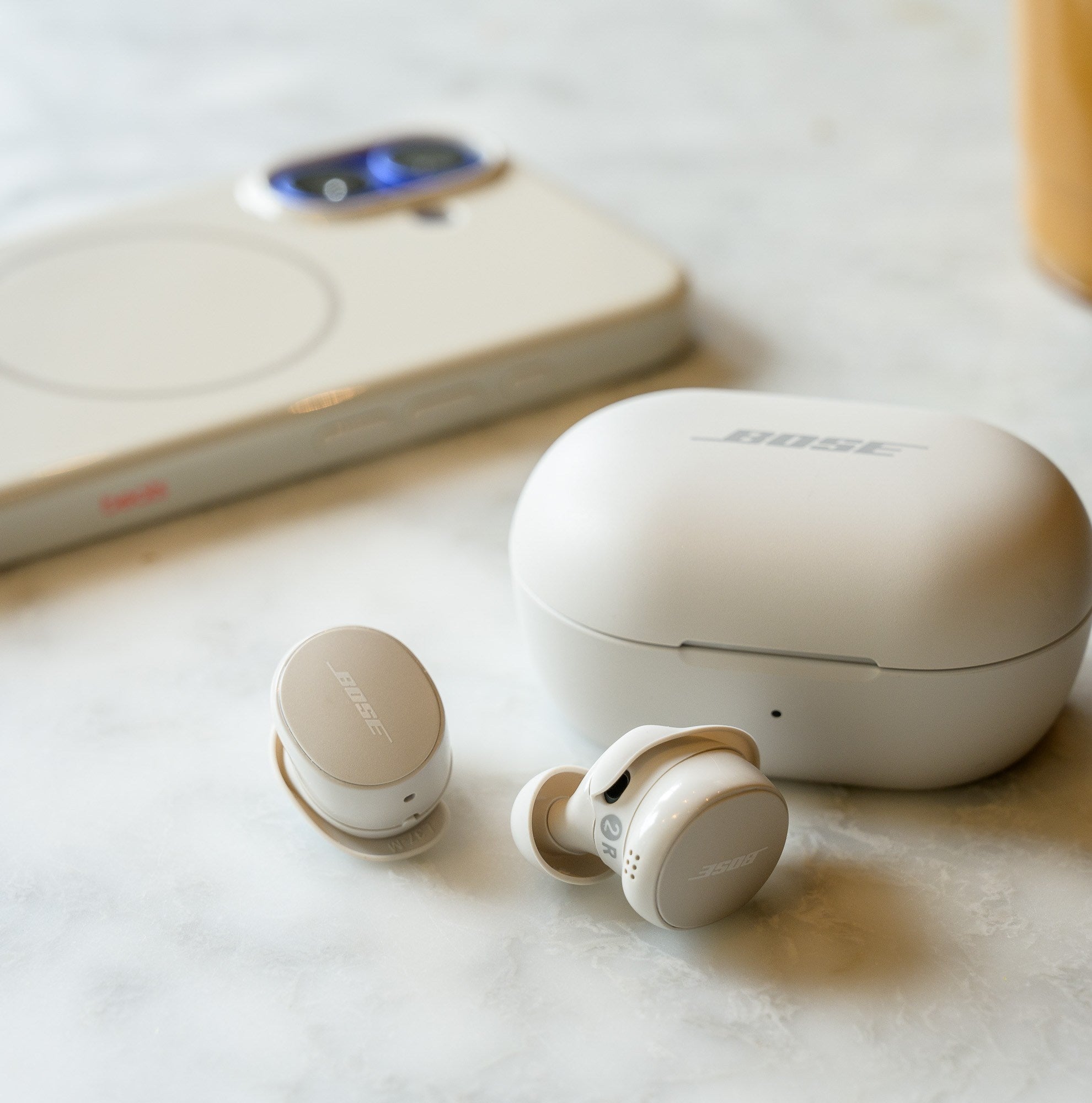 سماعات Bose QuietComfort — سماعات لاسلكية بصوت فائق وعزل ضجيج سماعات Bose QuietComfort — سماعات لاسلكية بصوت فائق وعزل ضجيج