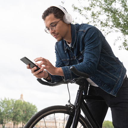 سماعات JBL Tune 530BT لاسلكية فوق الأذن — بطارية طويلة وصوت Pure Bass