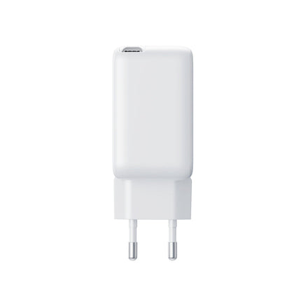 رأس شاحن جداري جوي رووم (Joyroom) موديل JR-TCL06 - قوة 67 واط GaN - كابل تايب سي مدمج قابل للسحب (1.5 متر) - 3 منافذ - لون أبيض