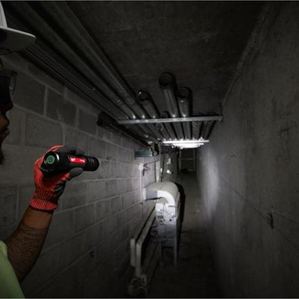 Milwaukee L4 FL2000 USB Rechargeable Flashlight - 2000 Lumens