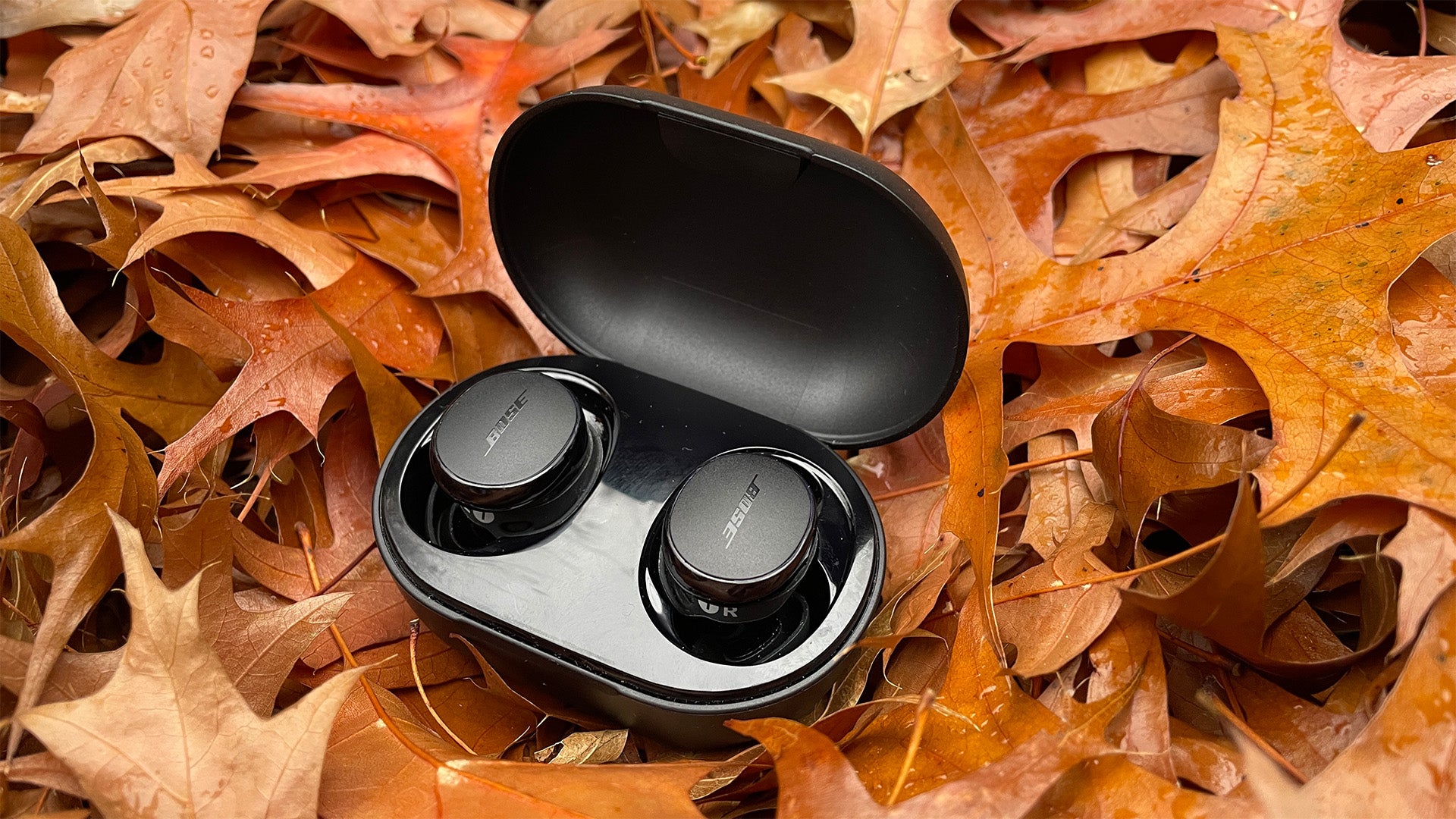 سماعات Bose QuietComfort — سماعات لاسلكية بصوت فائق وعزل ضجيج سماعات Bose QuietComfort — سماعات لاسلكية بصوت فائق وعزل ضجيج