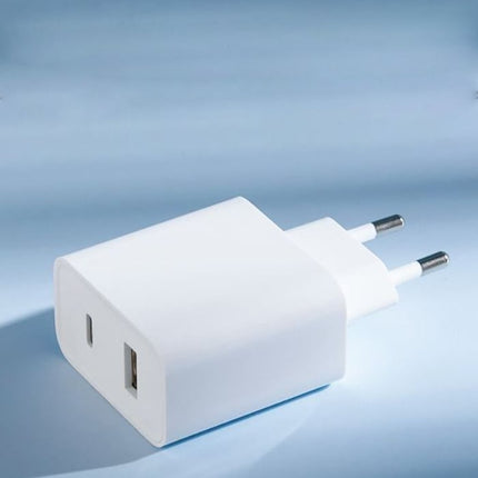 رأس شحن شاومي (Xiaomi) بقدرة 33 واط بمنفذين (USB-A & USB-C) - شحن سريع فائق وحماية متطورة للأجهزة