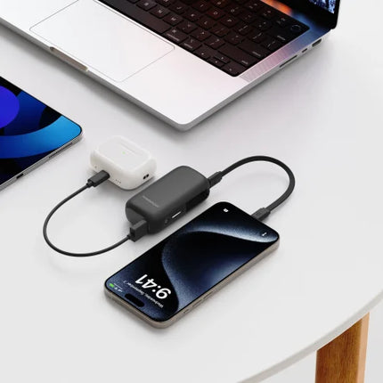 باور بانك باورولوجي (Powerology) مدمج سعة 5000 مللي أمبير - متوفر باللونين الأسود والأبيض