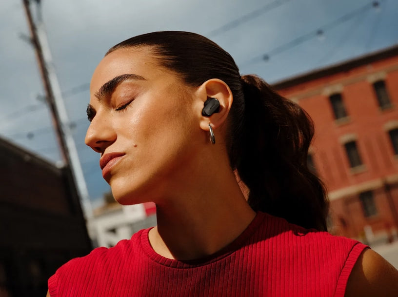 سماعات بوز (Bose) كوايت كومفورت الترا اللاسلكية - تجربة صوتية غامرة مع تقنية إلغاء الضجيج الأفضل عالمياً سماعات بوز (Bose) كوايت كومفورت الترا اللاسلكية - تجربة صوتية غامرة مع تقنية إلغاء الضجيج الأفضل عالمياً