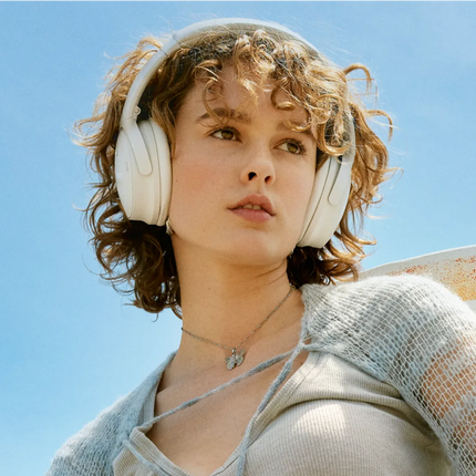 سماعات بوز (Bose) كوايت كومفورت اللاسلكية - تقنية إلغاء الضجيج الأسطورية وصوت فائق النقاء
