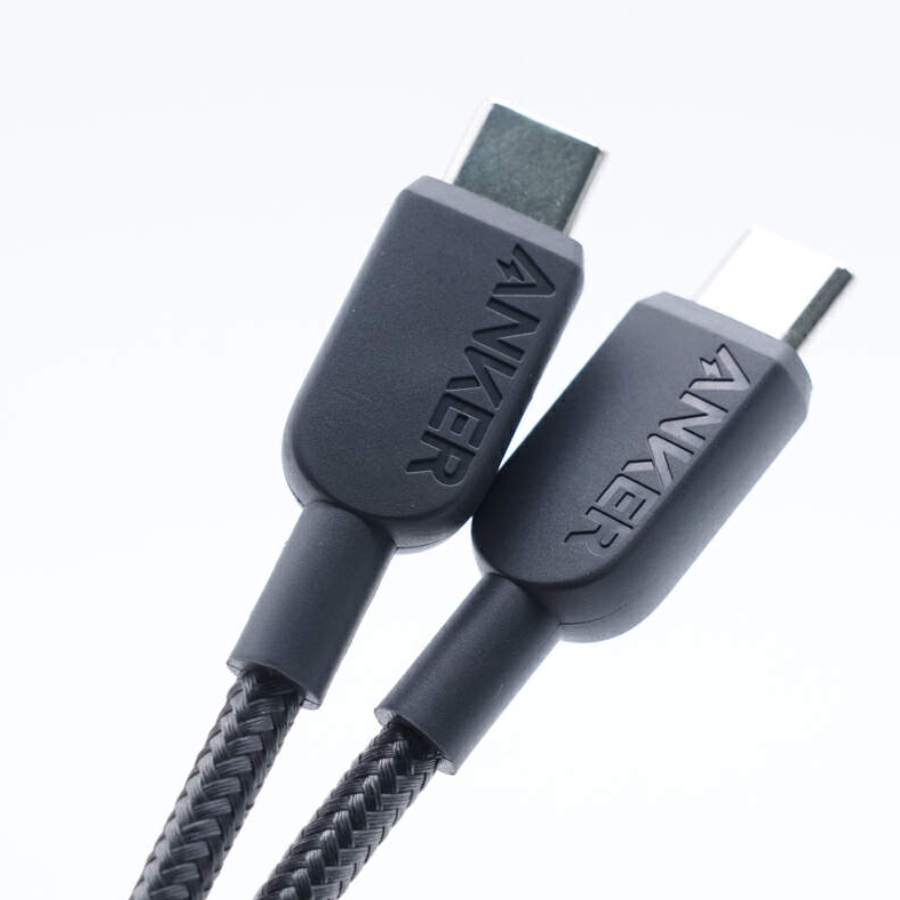 كابل أنكر (Anker) موديل A8895 (2 في 1) من USB-C إلى USB-C - قدرة 140 واط لشحن جهازين معاً كابل أنكر (Anker) موديل A8895 (2 في 1) من USB-C إلى USB-C - قدرة 140 واط لشحن جهازين معاً