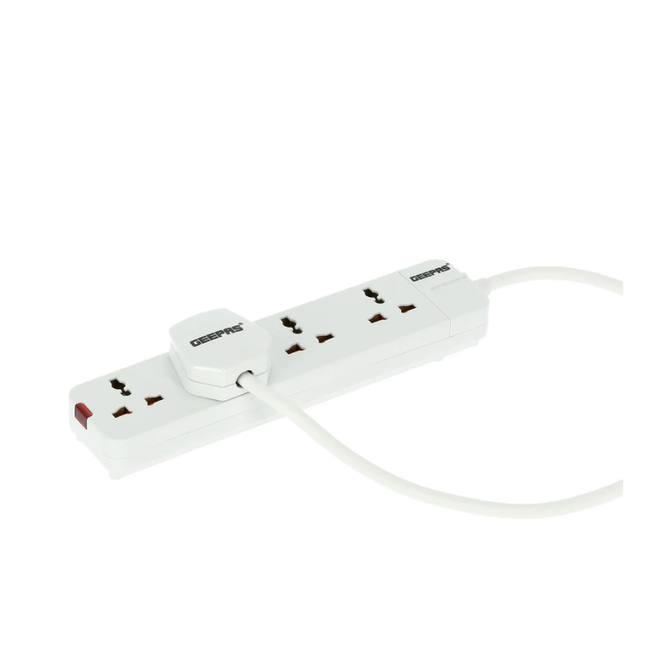 وصلة كهرباء Geepas GES58012 بـ 4 مخارج - سلك متين بطول 3 أمتار، مفتاح تشغيل رئيسي بمؤشر LED، وحماية للأطفال