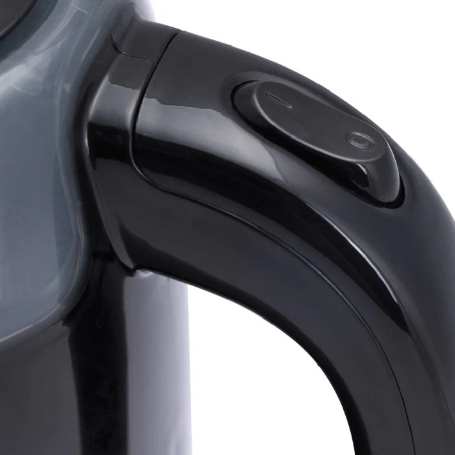 Geepas 1.7L Electric Kettle 2200W - Double Wall Insulation, Cordless Design, and Auto Shut-Off Protection Geepas 1.7L Electric Kettle 2200W - Double Wall Insulation, Cordless Design, and Auto Shut-Off Protection