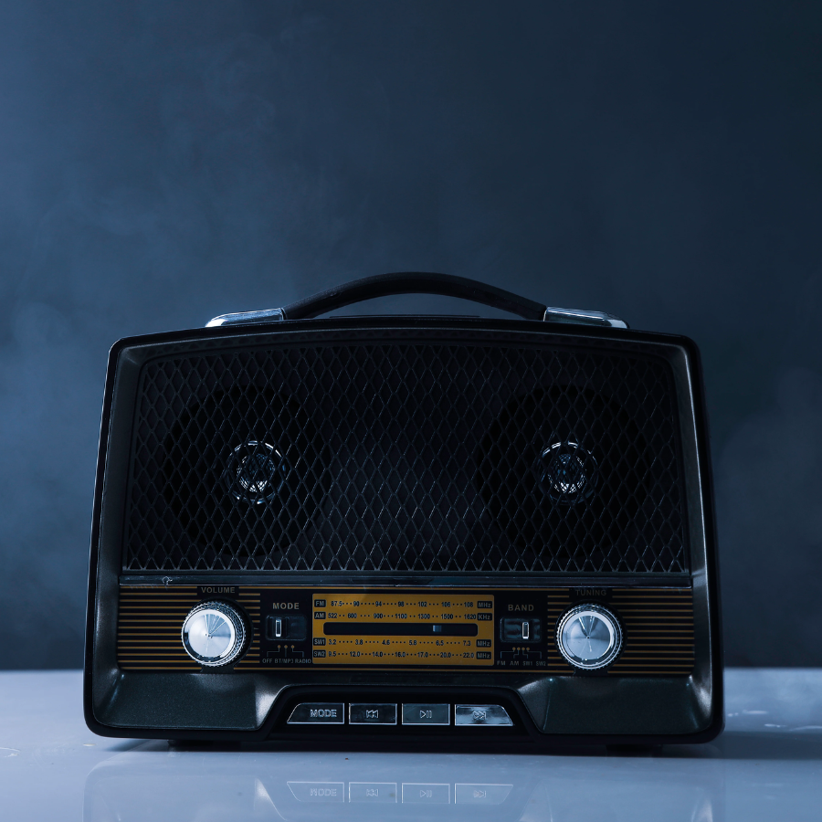 راديو جيباس كلاسيكي محمول قابل لإعادة الشحن - يدعم AM/FM/SW، تشغيل MP3 عبر USB/TF، وتقنية البلوتوث بتصميم ريترو أنيق راديو جيباس كلاسيكي محمول قابل لإعادة الشحن - يدعم AM/FM/SW، تشغيل MP3 عبر USB/TF، وتقنية البلوتوث بتصميم ريترو أنيق
