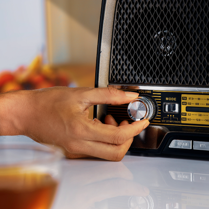 راديو جيباس كلاسيكي محمول قابل لإعادة الشحن - يدعم AM/FM/SW، تشغيل MP3 عبر USB/TF، وتقنية البلوتوث بتصميم ريترو أنيق