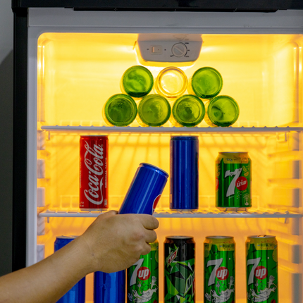Geepas 165L Showcase Chiller - Single Glass Door Display Fridge with Eco-Friendly R600a Refrigerant & Adjustable Shelves