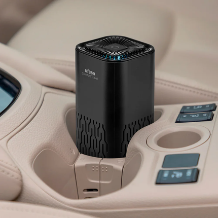 منقي هواء محمول للسفر يوفيزا (Ufesa) موديل Comfort - فلتر HEPA، تصميم مدمج وخفيف الوزن، يعمل بمنفذ USB لتنقية الهواء في أي مكان