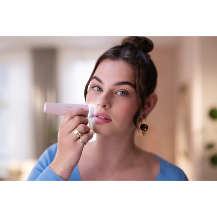 Philips Facial Hair Remover Series 5000 - Compact Design for Smooth Skin, Built-in StarLight, Gentle Shaving Head for Sensitive Skin