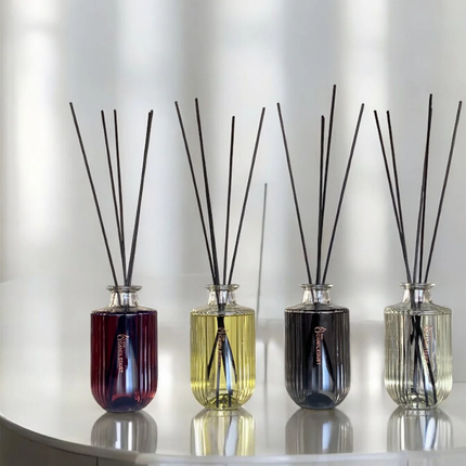 The Candledust Champagne & Rhubarb Reed Diffuser (500ml) - Premium Long-Lasting Home Fragrance, Luxury Glass Vessel with Natural Reeds
