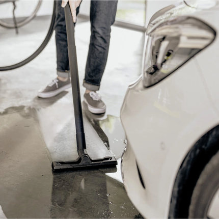 مكنسة كارتشر Karcher برميل جاف ورطب بقوة 1000 واط وسعة 17 لتر مع خاصية النفخ - ستانلس ستيل
