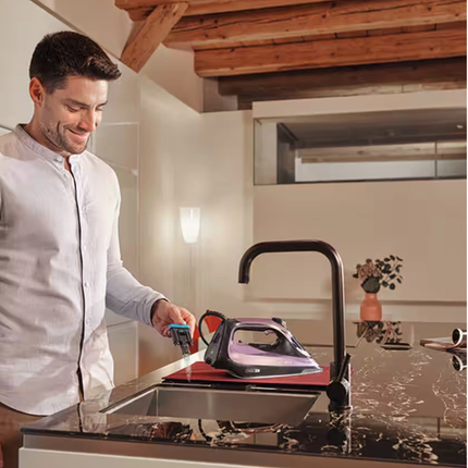 Braun Premium Steam Iron 3100W with EloxalPlus and iCare Technology