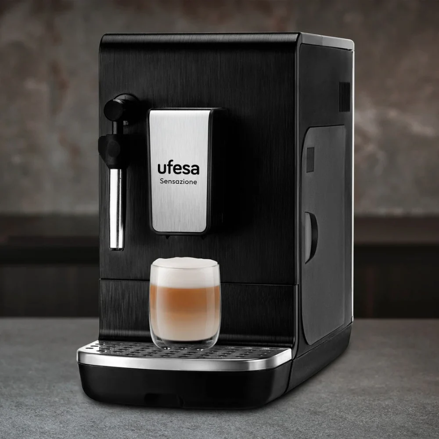 ماكينة قهوة يوفيسا (Ufesa) موديل Sensazione أوتوماتيكية بالكامل - مضخة 20 بار، تقنية Safe and Grind، شاشة لمس رقمية، ونظام تسخين Thermoblock ماكينة قهوة يوفيسا (Ufesa) موديل Sensazione أوتوماتيكية بالكامل - مضخة 20 بار، تقنية Safe and Grind، شاشة لمس رقمية، ونظام تسخين Thermoblock