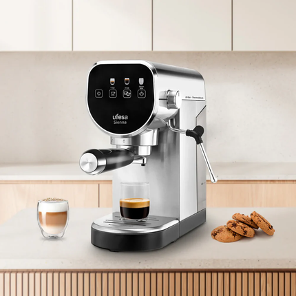 Ufesa Sienna Espresso Machine - 20 Bar Pressure Pump, Thermoblock Heating System, Milk Steam Wand & Digital Touch Control
