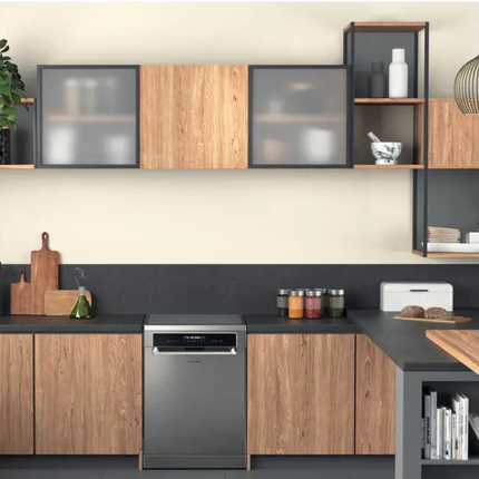 غسالة صحون أريستون (Ariston Dishwasher - LFP 5P31 WLT X) - سعة 15 مكان تخزين مع 10 برامج غسيل و3 سلال تنظيف بنظام 5 مرشات