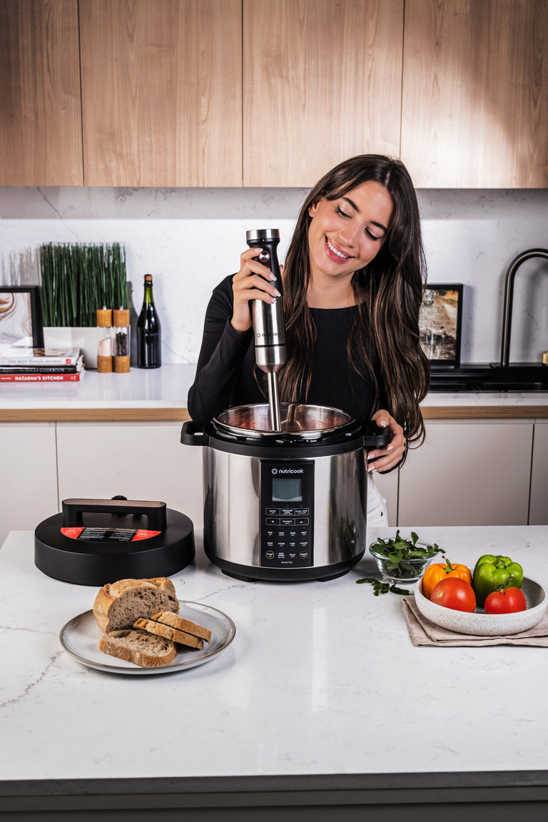 NUTRICOOK Smart Hand Blender | 1000W Motor | Multiple Attachments NUTRICOOK Smart Hand Blender | 1000W Motor | Multiple Attachments