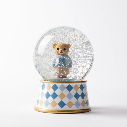 Voir Bear Water Globe - Enchanting Desktop Decor