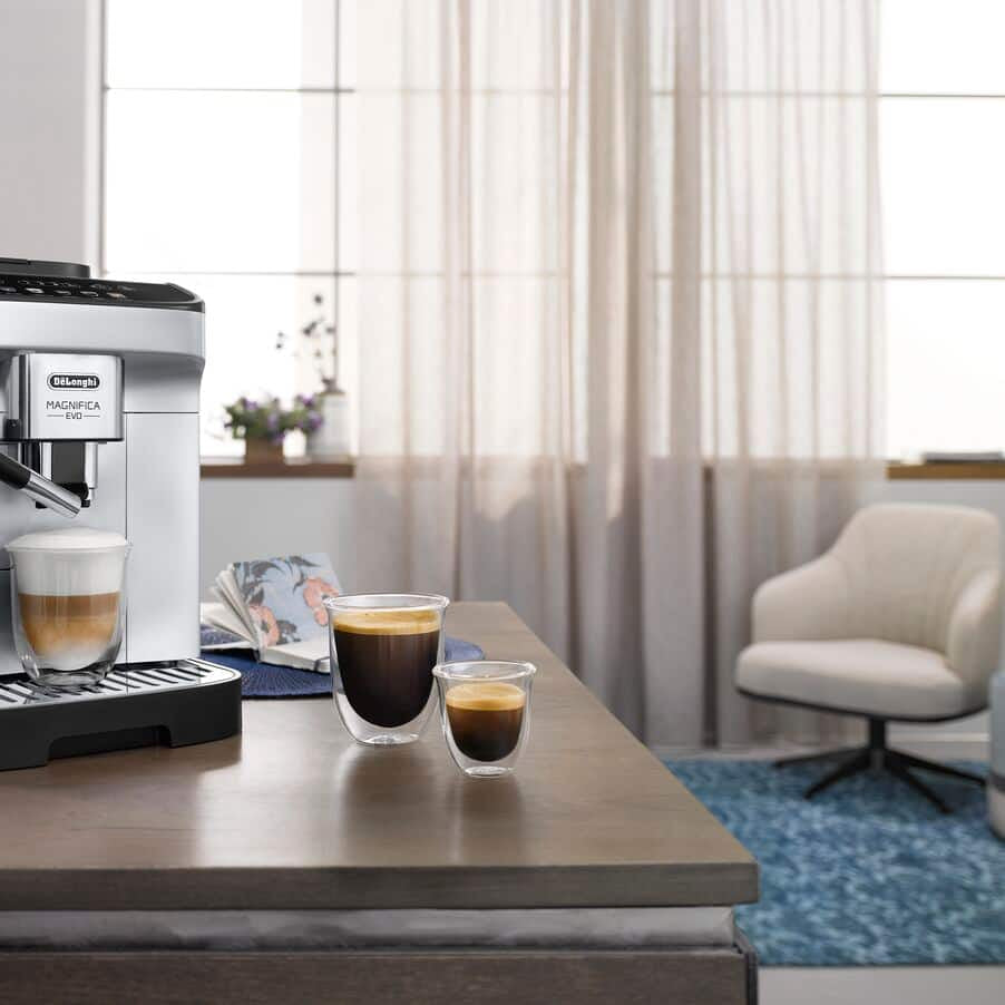 آلة إسبريسو أوتوماتيكية Magnifica Evo آلة إسبريسو أوتوماتيكية Magnifica Evo