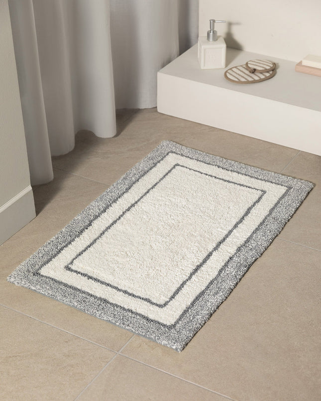 Giverny Gray Bath Mat - Plush Comfort for Your Bathroom