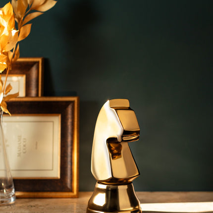 Le Cavalier Gold Figurine Decorative Sculpture