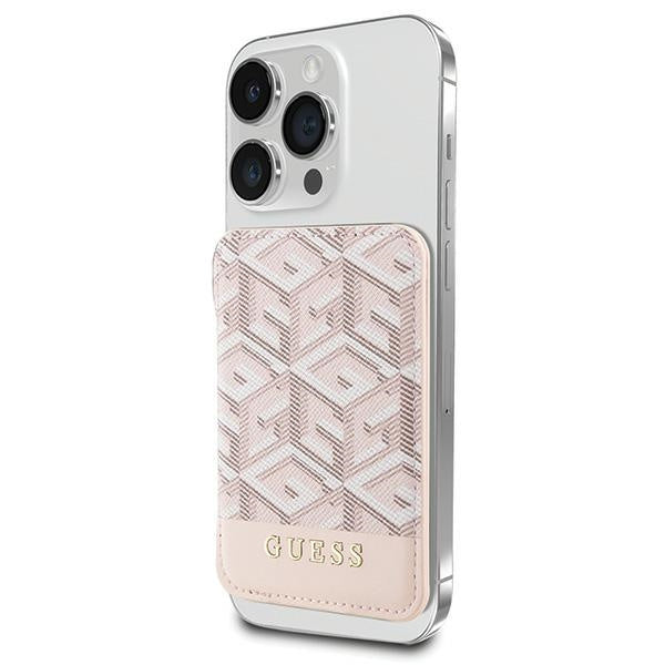 محفظة جيس (Guess) ماج سيف (MagSafe) بنقشة G-Cube مع شريط وشعار جيس - زهري محفظة جيس (Guess) ماج سيف (MagSafe) بنقشة G-Cube مع شريط وشعار جيس - زهري