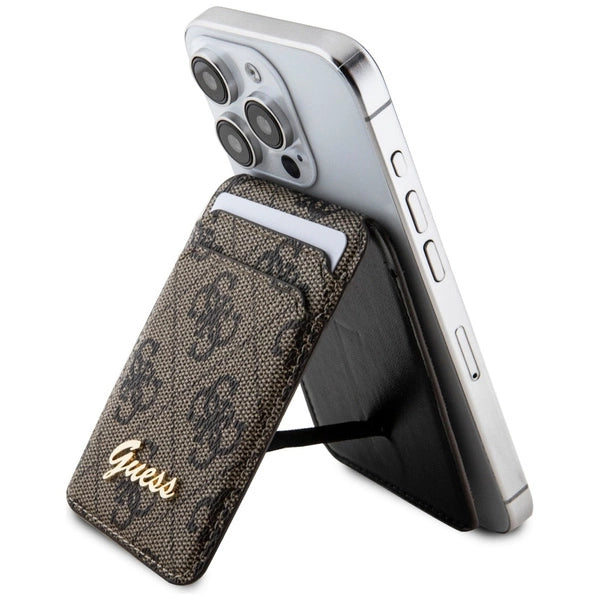 Guess MagSafe Wallet & Stand with 4G Classic Logo - Brown Guess MagSafe Wallet & Stand with 4G Classic Logo - Brown